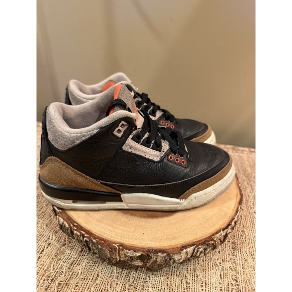 Air Jordan‎ 3 Retro Desert Elephant DM0967-008 Size 4y Womens 5.5